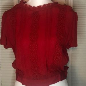 Women’s cropped blouse